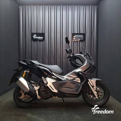 HONDA ADV 